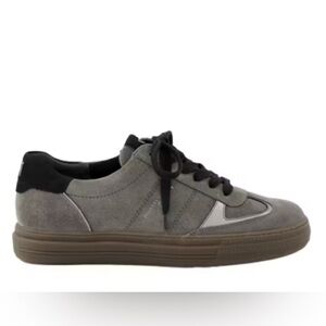 Women's Lace Up Sneakers. US sizes. Color gray Leather combo